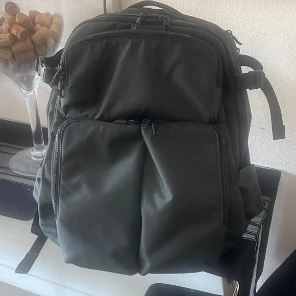 lululemon athletica | Bags | Lululemon Athletica Dark Gray  display picture 3